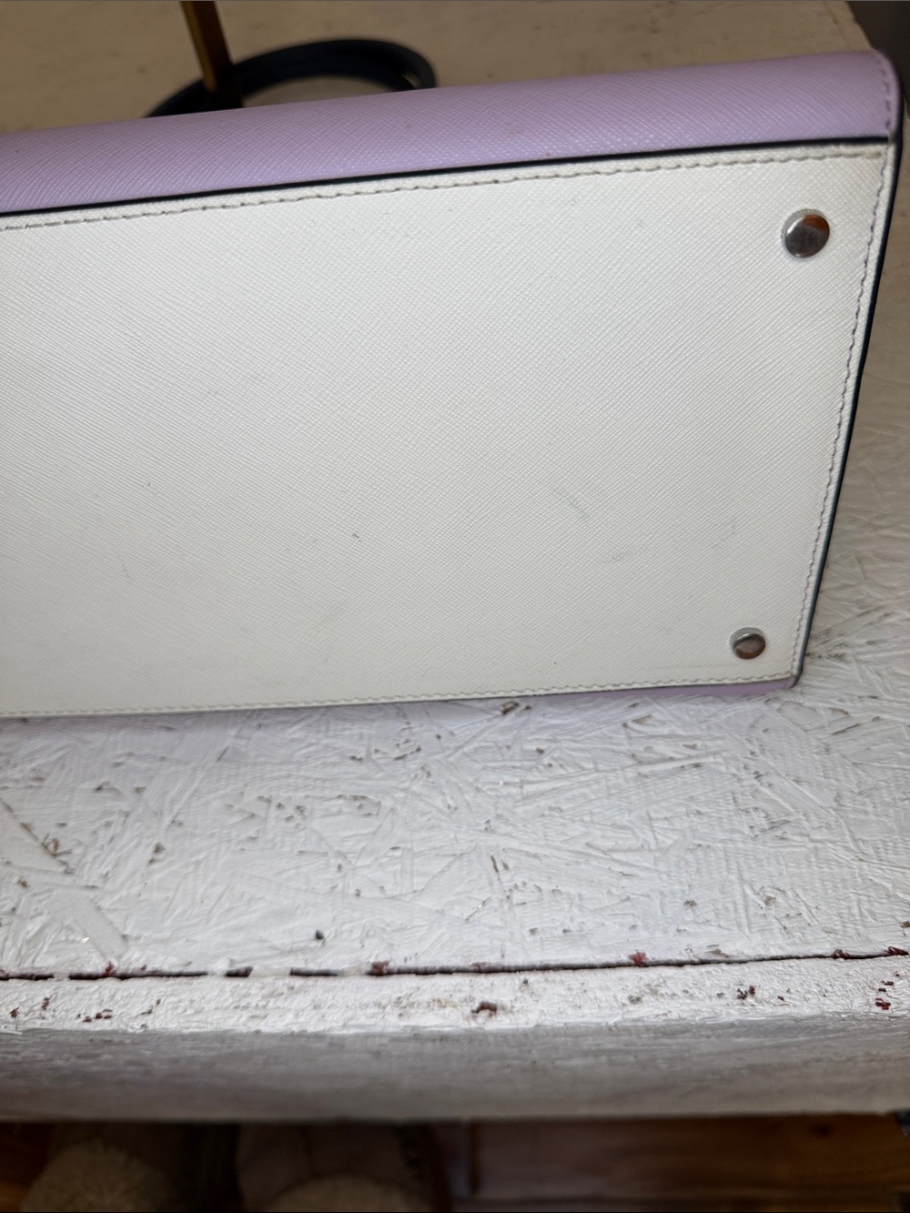 Kate Spade NWOT lavender leather/wht structure Crossbody w/Navy trim/ handles - Picture 11 of 11